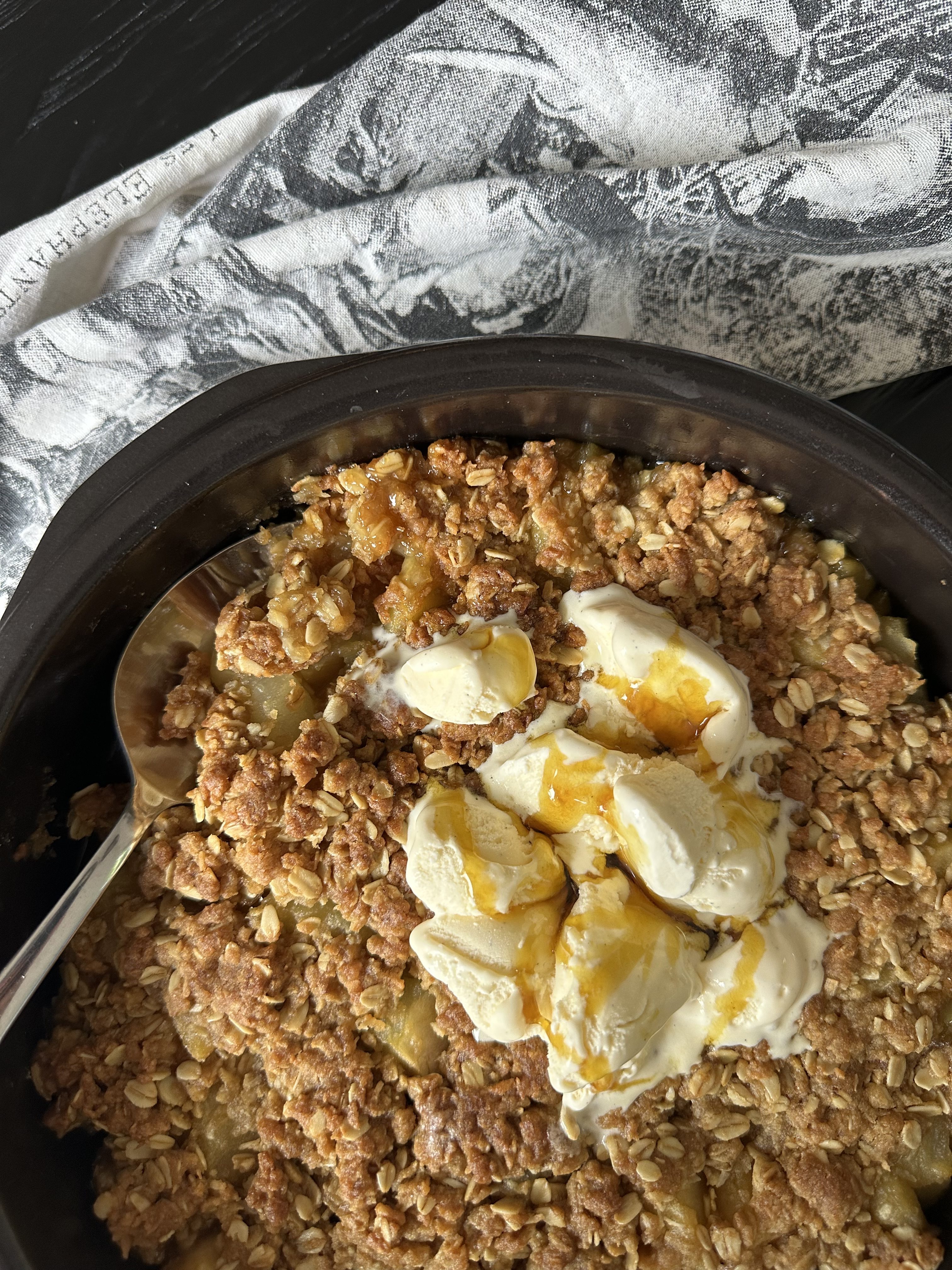 Coconutty Apple Crumble: A delicious twist on a classic dessert
